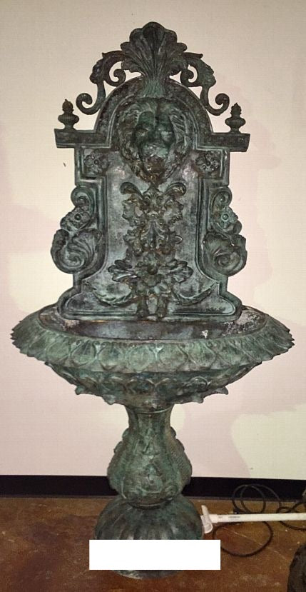 Renaissance Bronze Lion Floor Fountain II