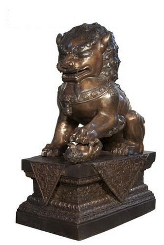 Large Bronze Chinese Foo Lion Sculptures Pair