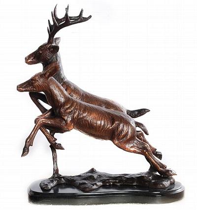 Graceful Deer and Fawn Sculpture
