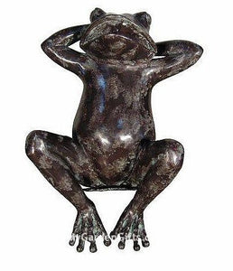 Resting Frog Garden Pond Spitter Statue
