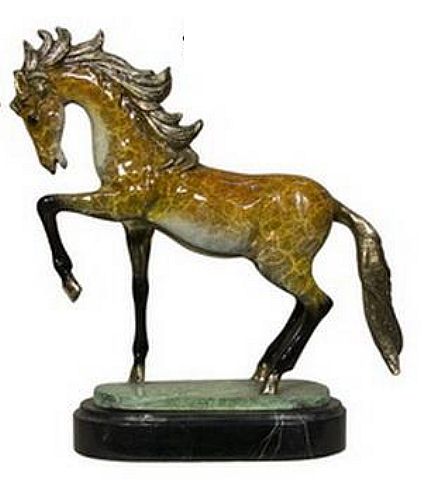 Right Facing Horse Sculpture